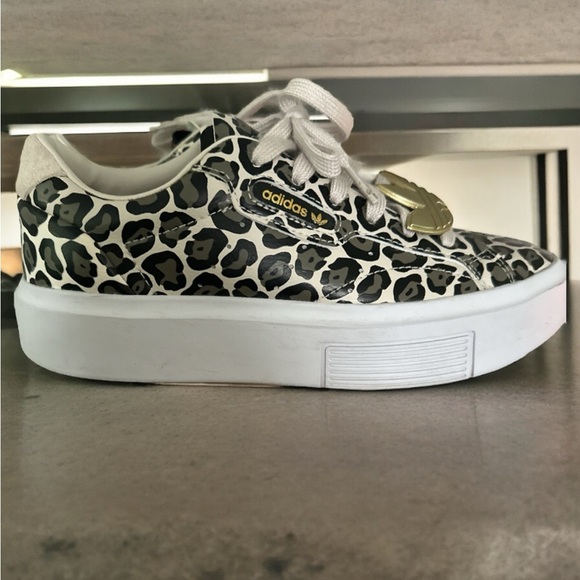ADIDAS ORIGINALS Women’s Leopard Print Super Sneakers, Women’s, Size 6 - Picture 6 of 7